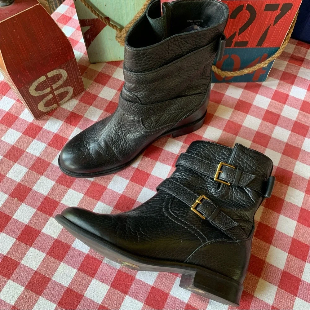 KATE SPADE Luxury Black Pebbled Leather Sabina Double Buckle Moto Boots, 7M